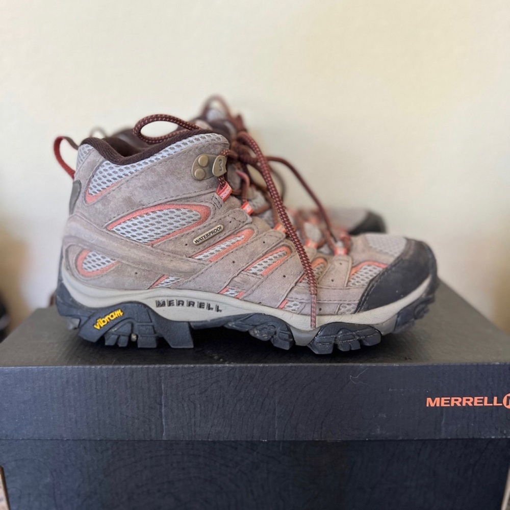 Merrel Moab Hiking Shoes (Women)